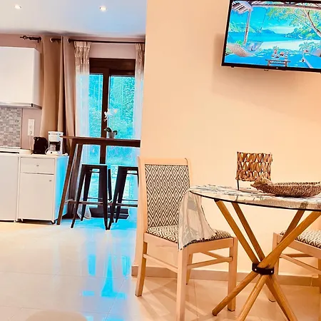 Tatil Evi & Blue *